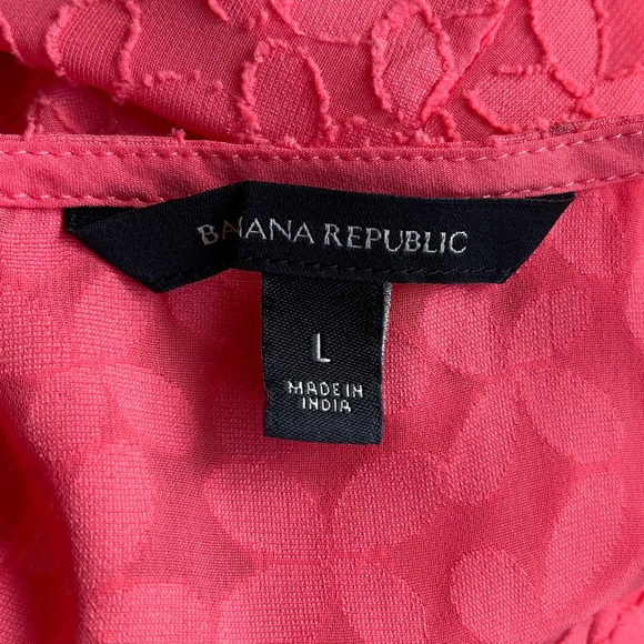 •Banana Republic• Salmon Lace Overlay Peplum Blouse - Size Large - Picture 2 of 9